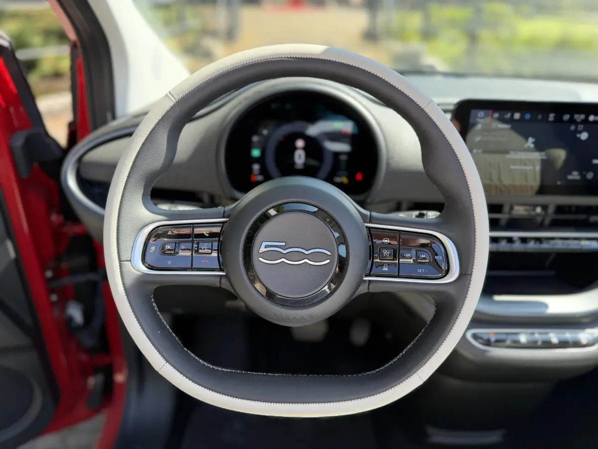 La Prima 42 kWh | Blind Spot | Camera | CarPlay | BTW |