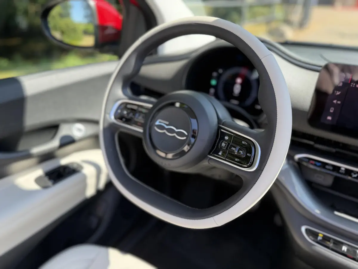 La Prima 42 kWh | Blind Spot | Camera | CarPlay | BTW |