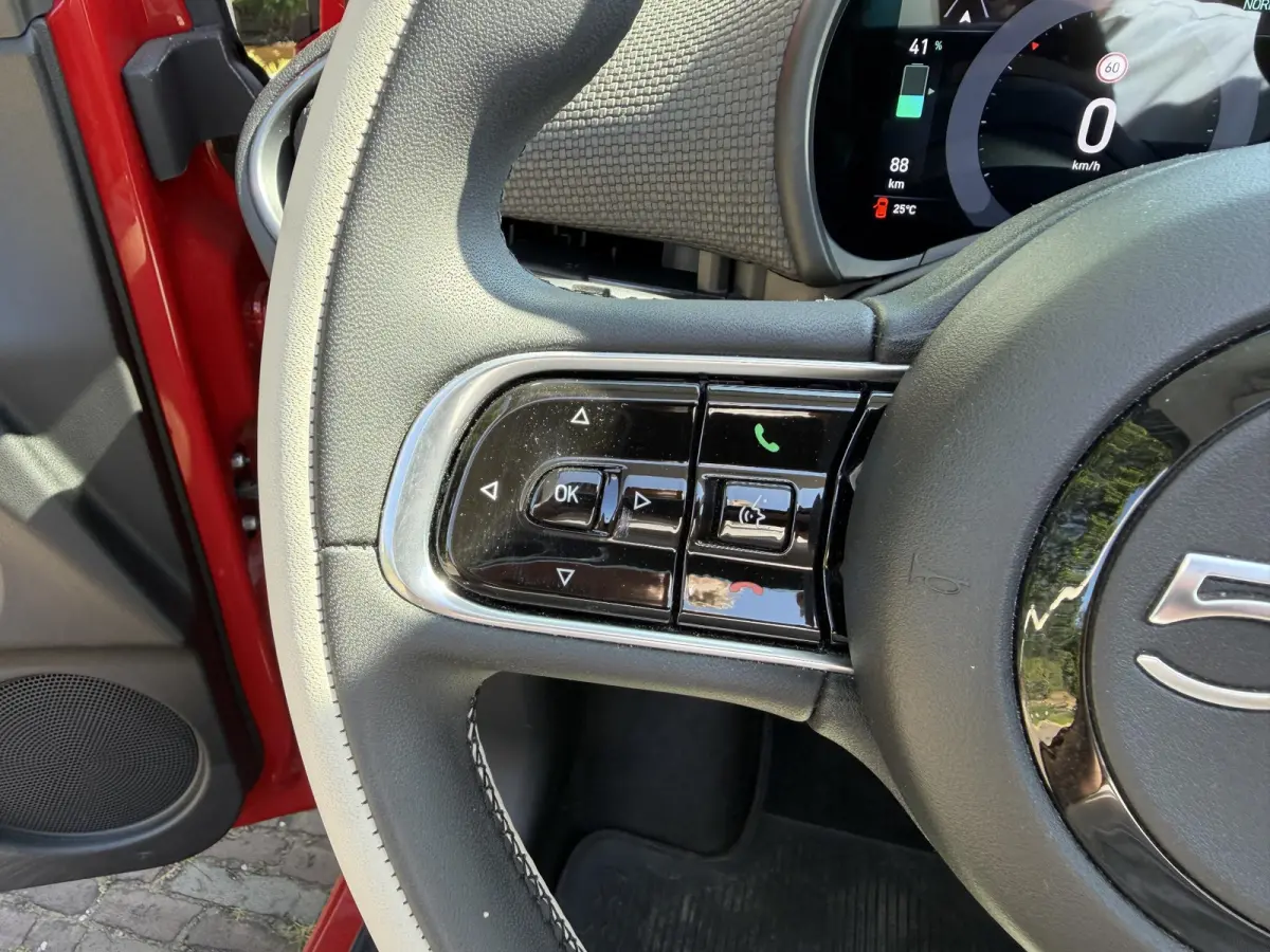 La Prima 42 kWh | Blind Spot | Camera | CarPlay | BTW |