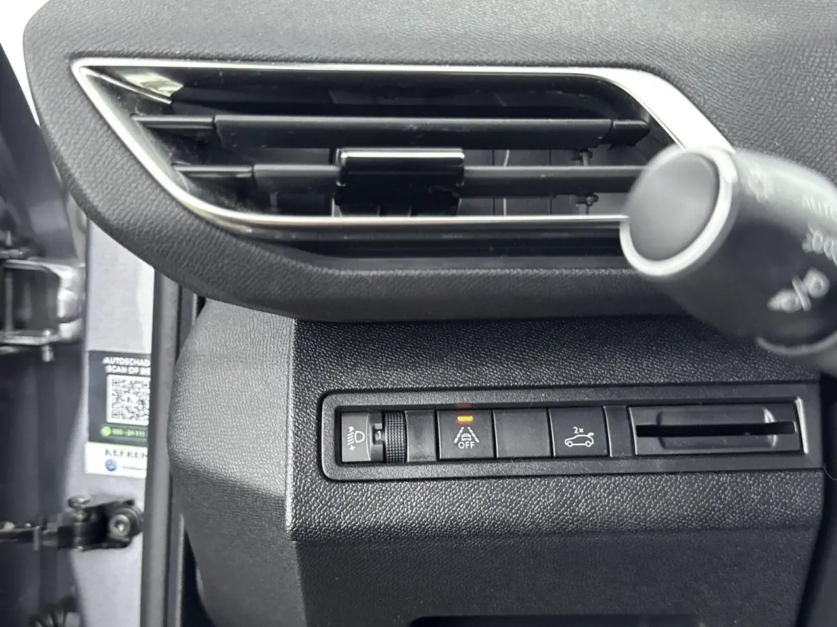 SUV 130 pk Automaat Allure Pack Business | Elektrisch Achterklep | Carplay | 7-Persoons | Voorstoelen Verwarmd