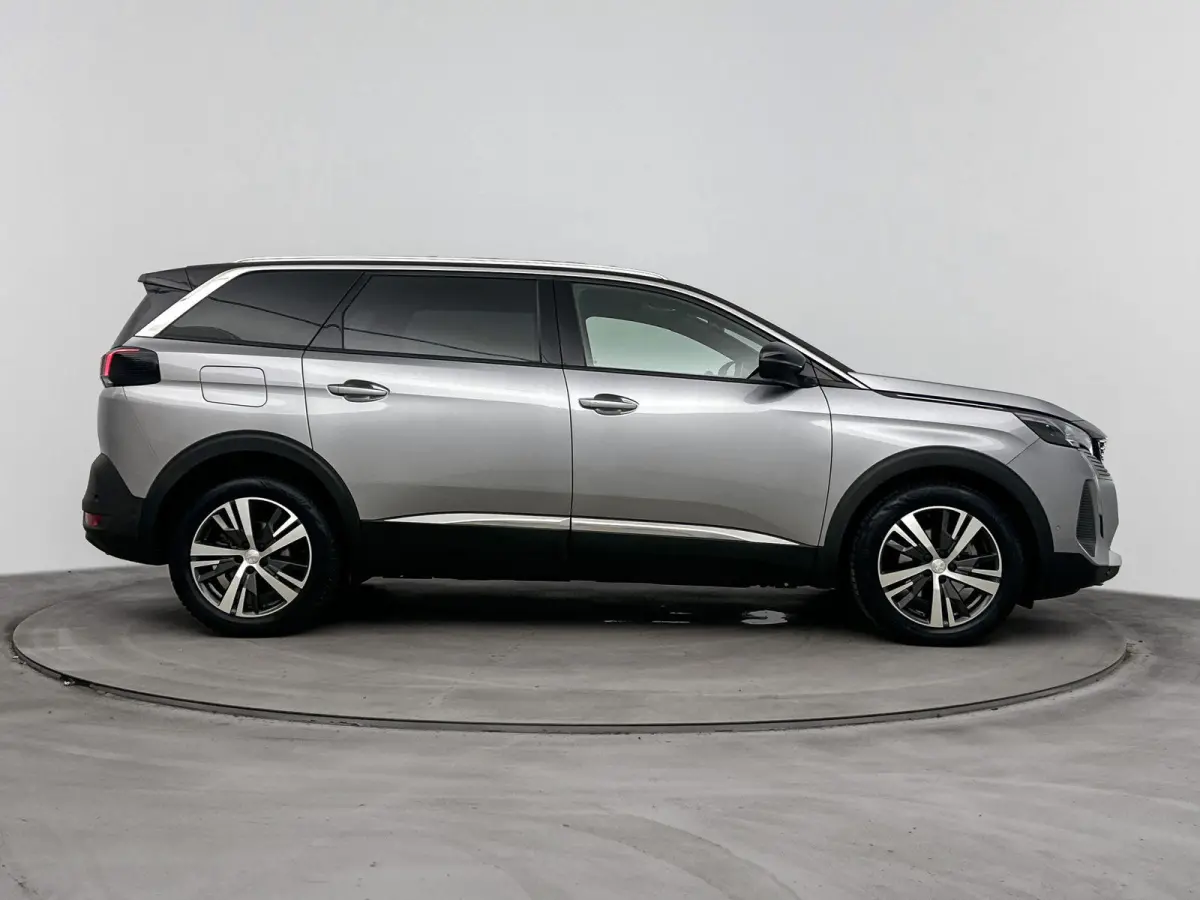 SUV 130 pk Automaat Allure Pack Business | Elektrisch Achterklep | Carplay | 7-Persoons | Voorstoelen Verwarmd