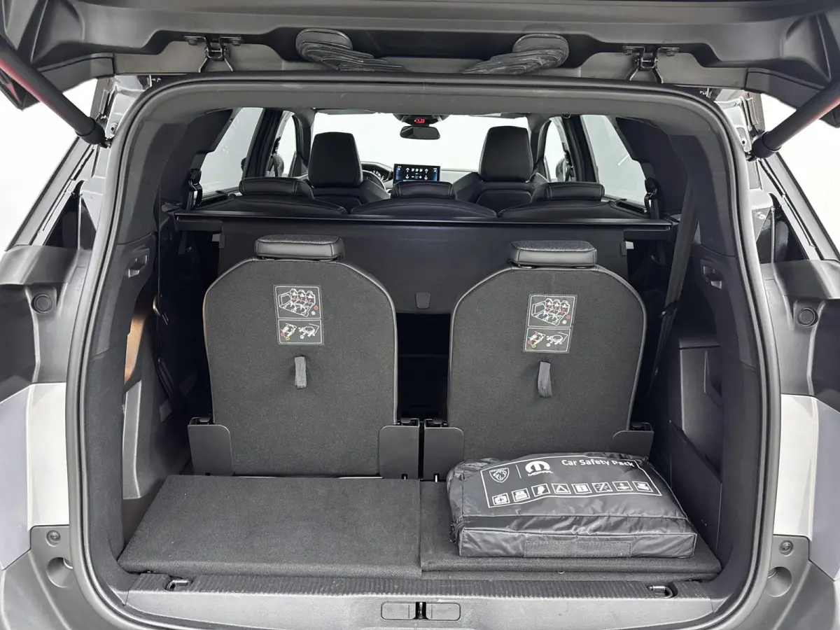 SUV 130 pk Automaat Allure Pack Business | Elektrisch Achterklep | Carplay | 7-Persoons | Voorstoelen Verwarmd