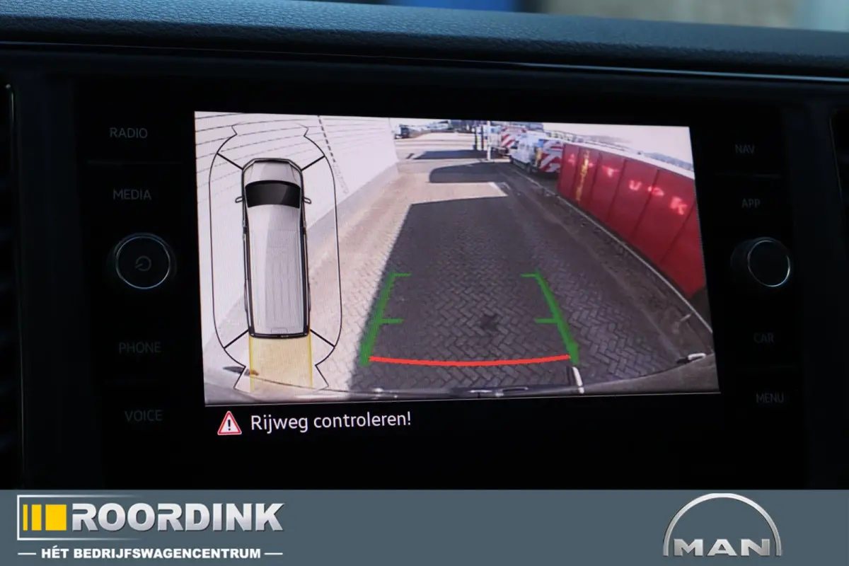 3.180 L3H3 Automaat. 180 pk ! Standkachel met afstandsbediening, Parkeersensoren rondom , ACC