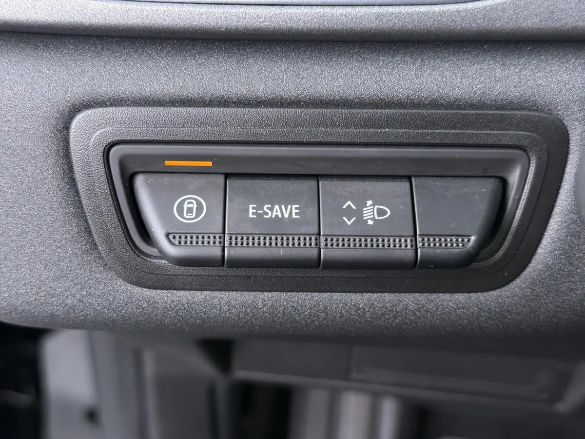 techno full hybrid E-Tech 160 | Google Navigatie | Parkeercamera | Climate Control |