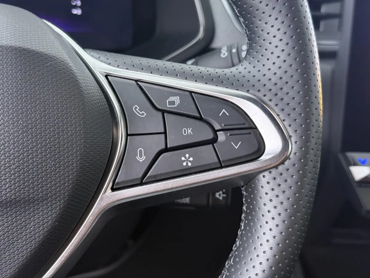 techno full hybrid E-Tech 160 | Google Navigatie | Parkeercamera | Climate Control |
