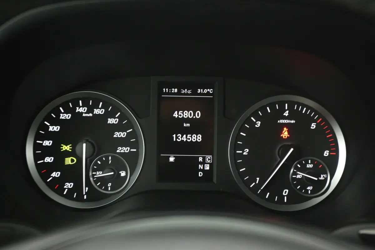 119 CDI Extra Lang | Automaat | Clima | Camera | Cruise | 3 Zits | Trekhaak | Carplay | LED
