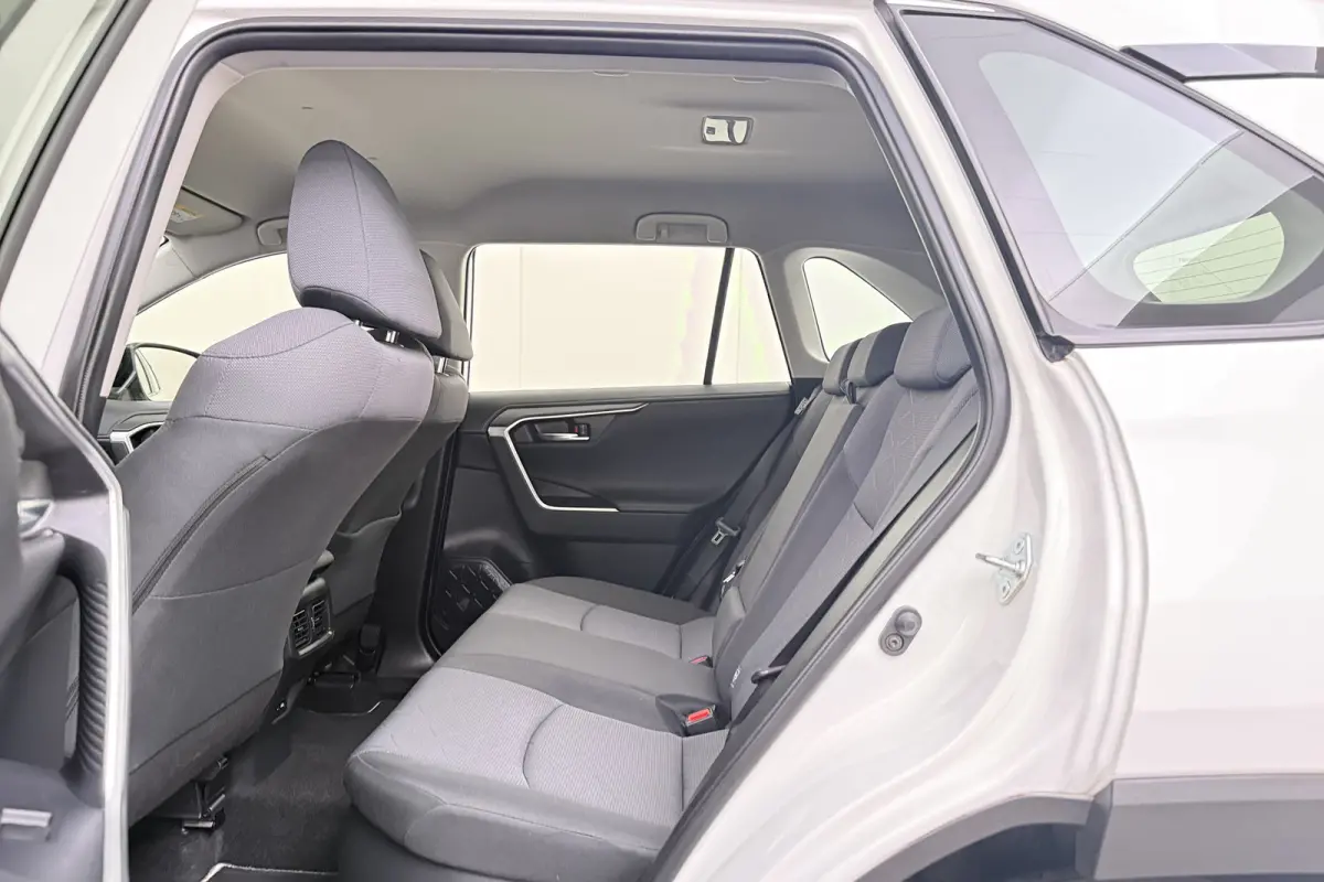 2.5 Hybrid Active Adapt. Cruise Carplay Camera