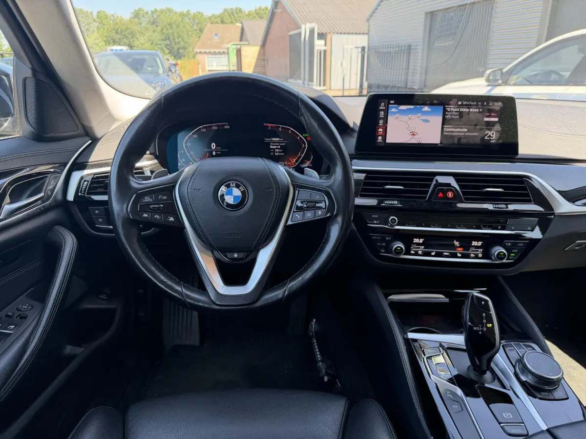 540i xDrive High Executive Edition | Panoramadak | 360* Camera | Elektrische Achterklep | Climate Control |