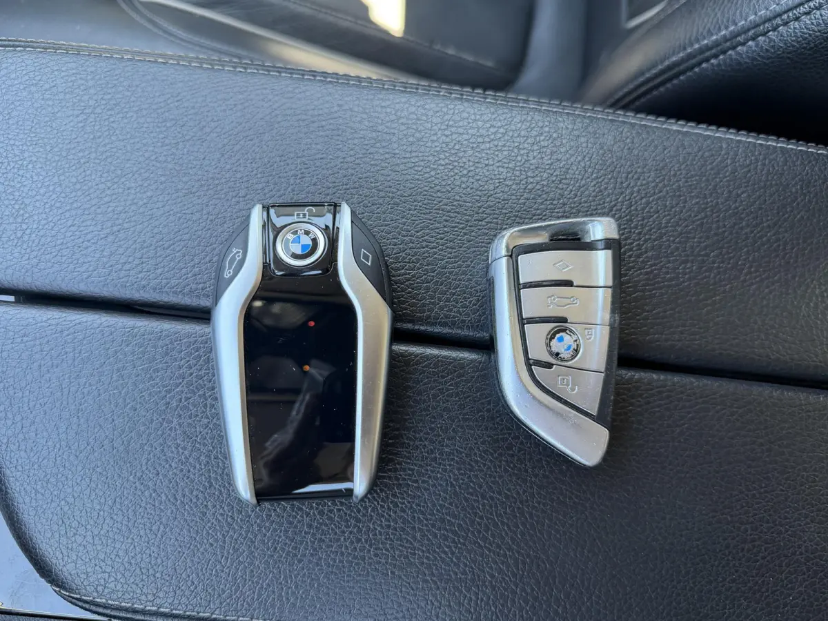 540i xDrive High Executive Edition | Panoramadak | 360* Camera | Elektrische Achterklep | Climate Control |