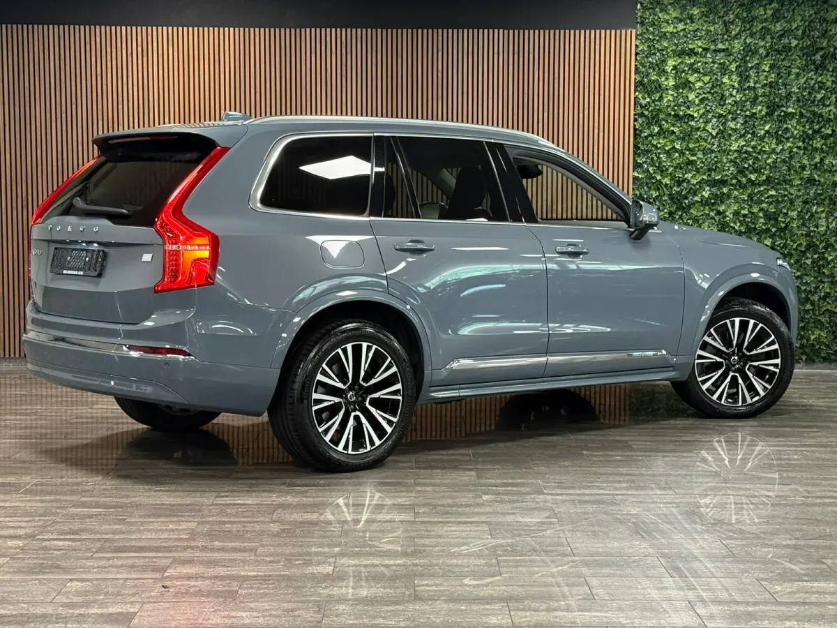 T8 AWD Recharge Bright Long Range | Trekhaak | Harman Kardon | 455pk | Adaptieve Cruise Control | Stoelverwarming voor+achter | Stuurwielverwarming | Parkeercamera | Full LED Meesturende kop