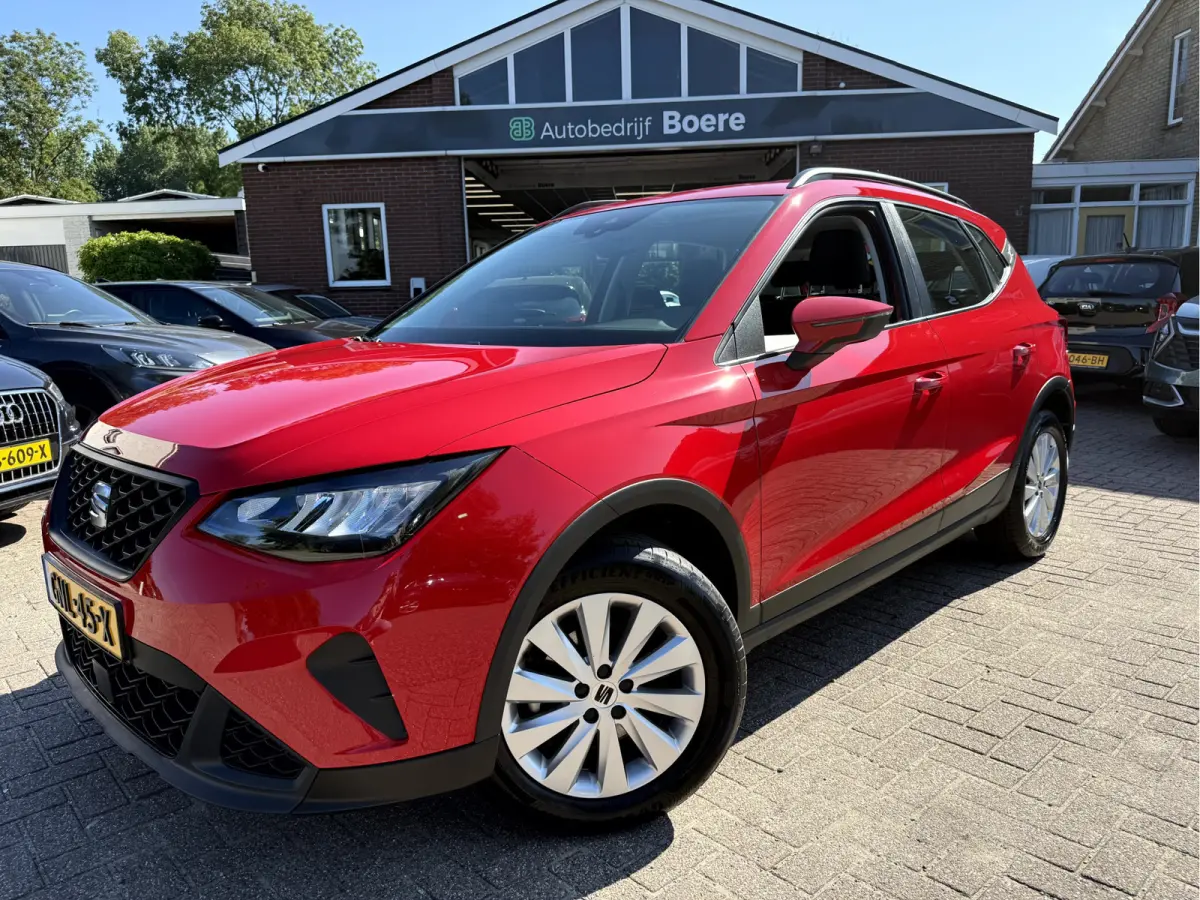 SEAT Arona 2024 Benzine Handgeschakeld leasen