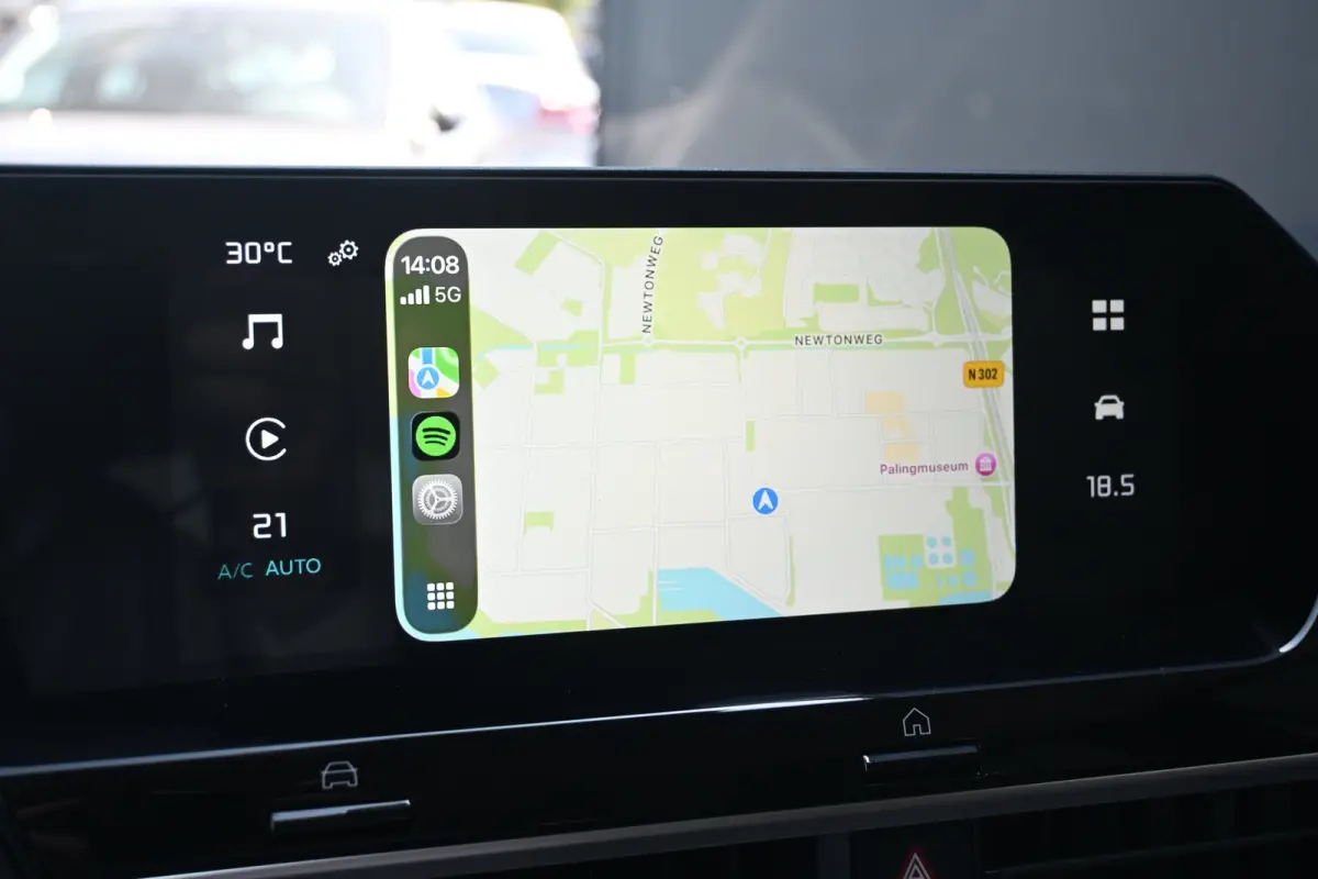 You 50 kWh 3 Fase 97%SOH! | Navigatie by App | Achteruitrijcamera | Cruise Control | Climate Control | 1e Eigenaar | Dealeronderhouden | !!