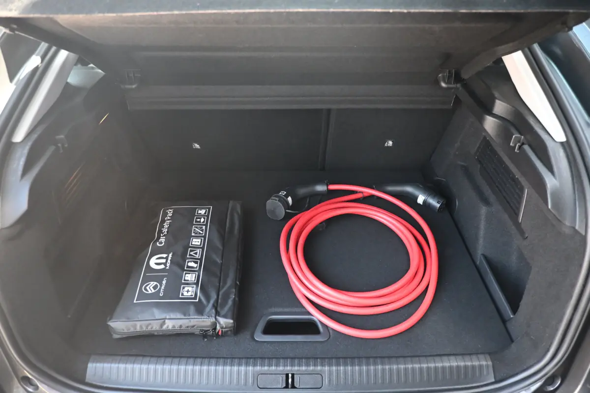 You 50 kWh 3 Fase 97%SOH! | Navigatie by App | Achteruitrijcamera | Cruise Control | Climate Control | 1e Eigenaar | Dealeronderhouden | !!