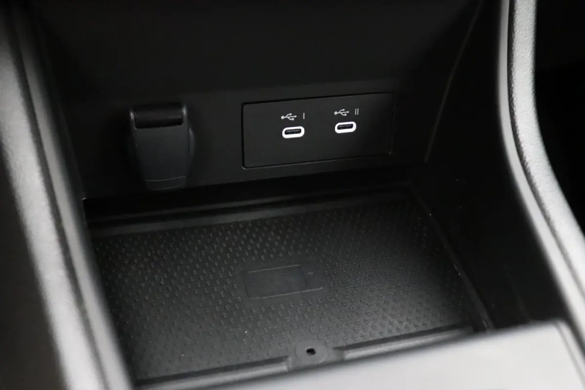 1.8 E-Tech full hybrid 160 techno | Climate Control | Automaat | Apple Carplay | Achteruitrijcamera |