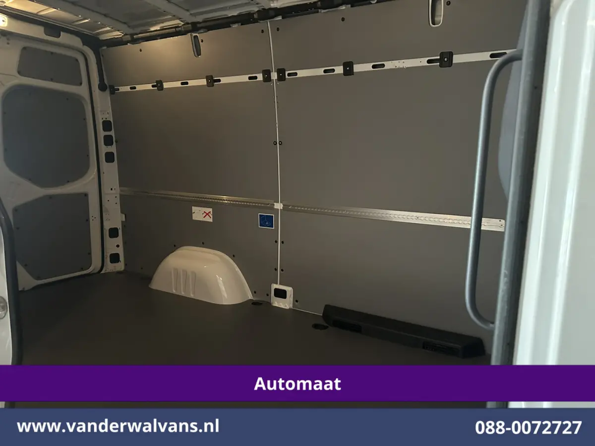 317 CDI 170pk 9G-Tronic Automaat L2H2 Euro6 Airco | Camera | Navigatie | Apple Carplay | Cruisecontrol Android Auto, Stoelverwarming, Trekhaak, Bijrijdersbank