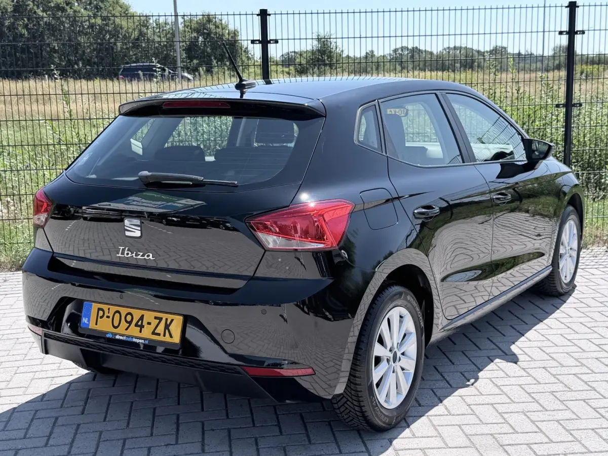 1.0 EcoTSI Style Business Connect | PDC | Carplay | Navi |