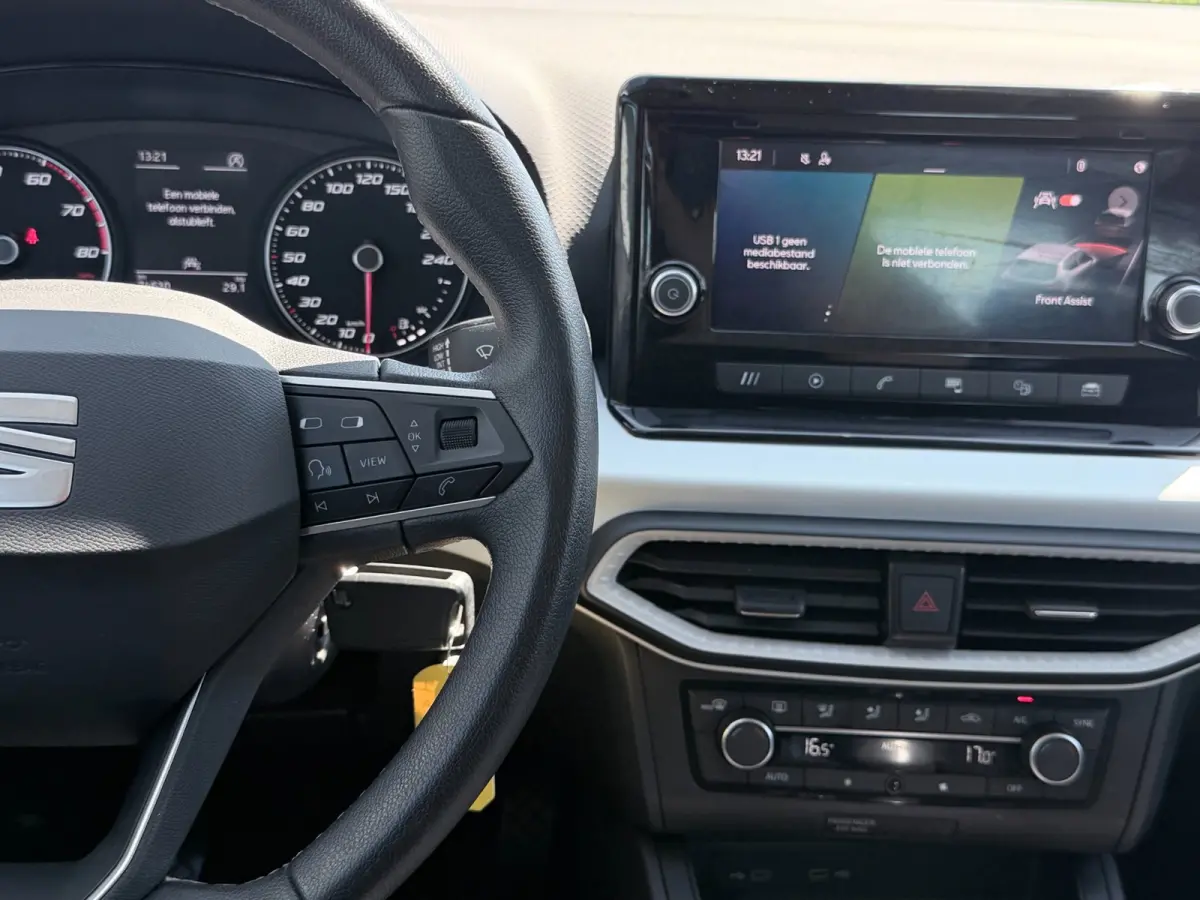 1.0 EcoTSI Style Business Connect | PDC | Carplay | Navi |