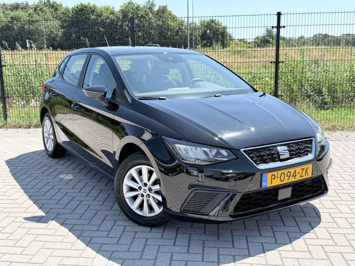 1.0 EcoTSI Style Business Connect | PDC | Carplay | Navi |