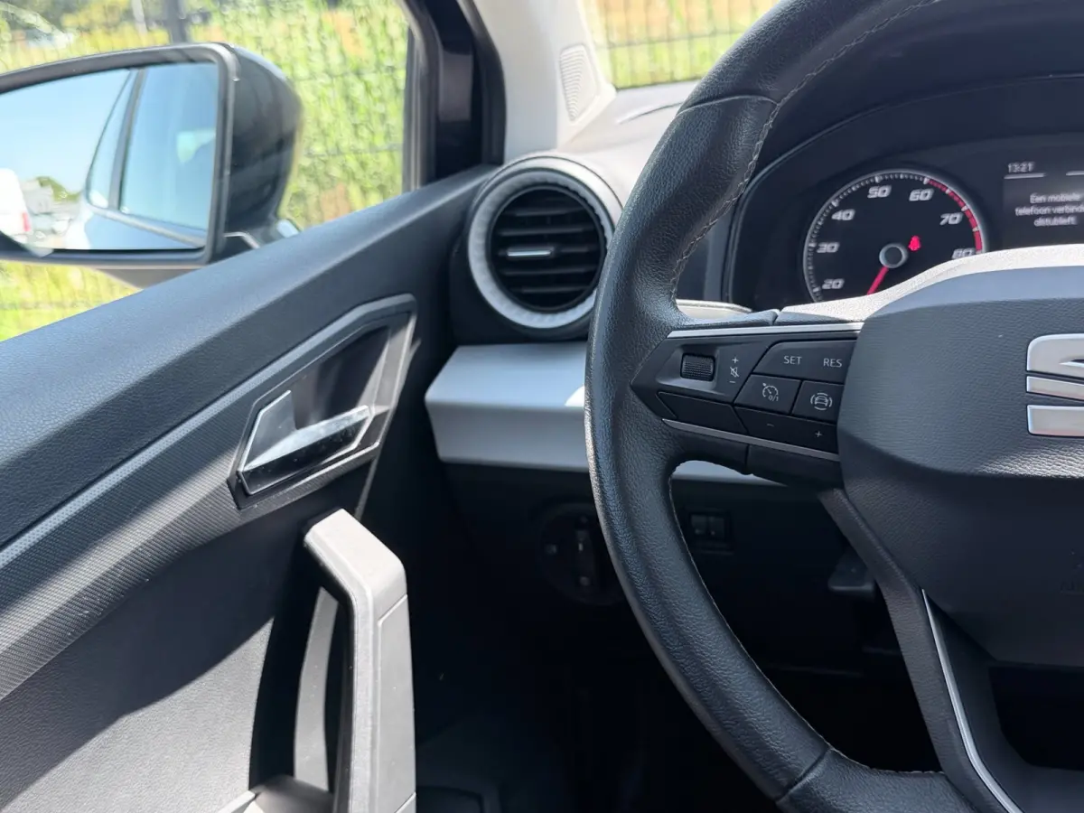 1.0 EcoTSI Style Business Connect | PDC | Carplay | Navi |