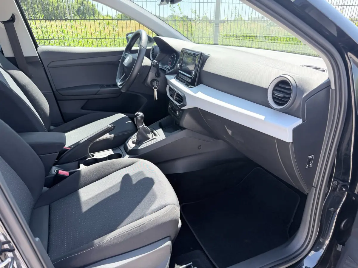 1.0 EcoTSI Style Business Connect | PDC | Carplay | Navi |