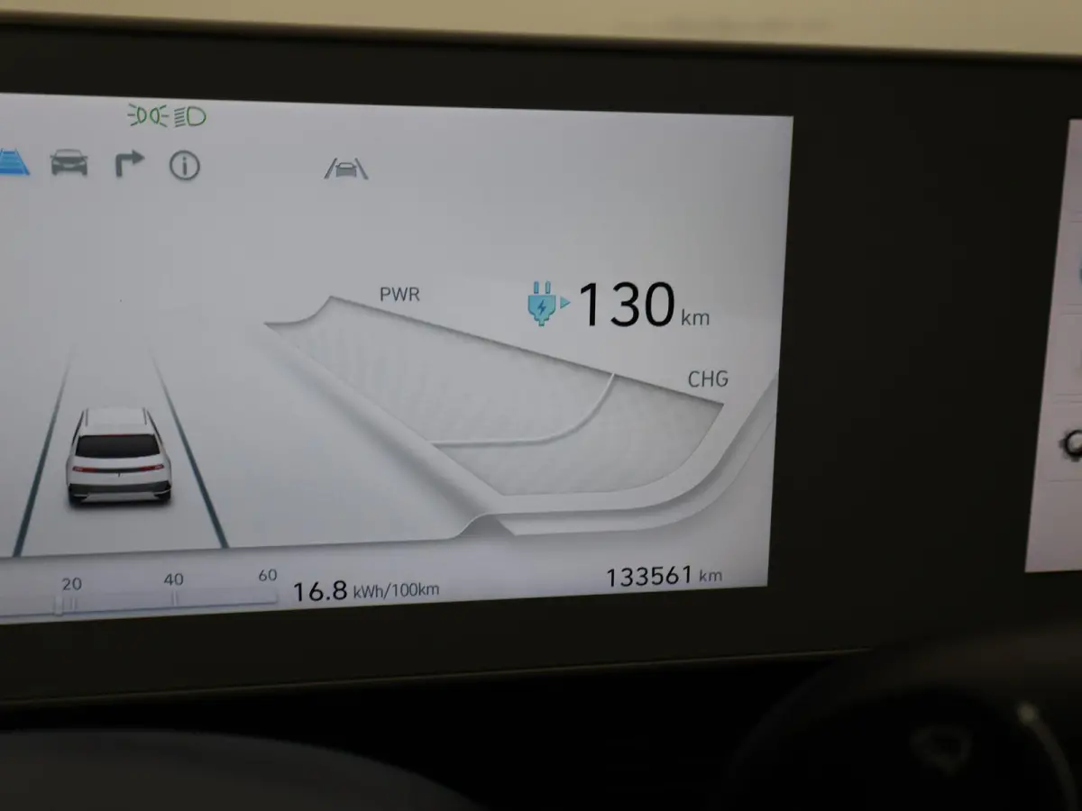 STYLE 73kWh + TREKHAAK | 19 INCH | SOH 96% | CAMERA | APPLE CARPLAY | ADAPTIVE CRUISE