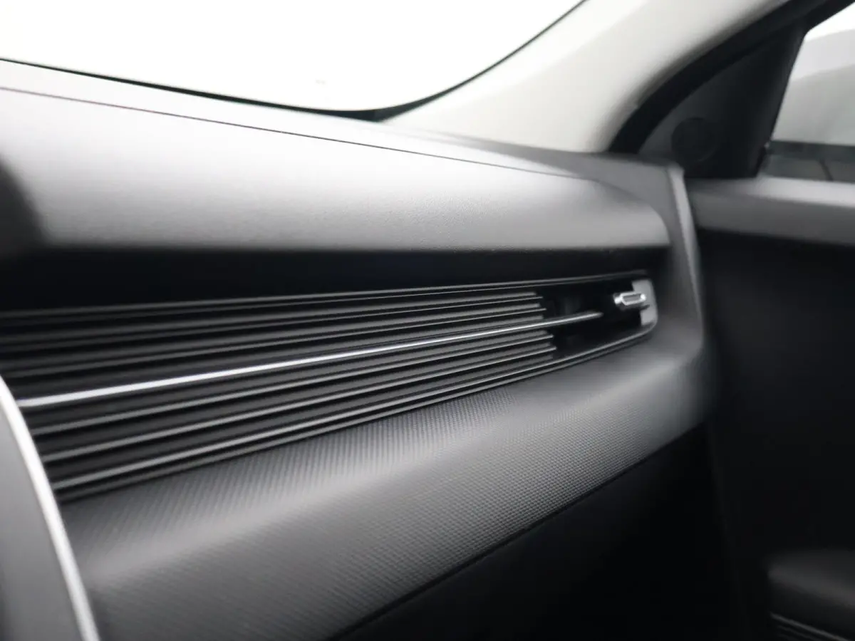 STYLE 73kWh + TREKHAAK | 19 INCH | SOH 96% | CAMERA | APPLE CARPLAY | ADAPTIVE CRUISE