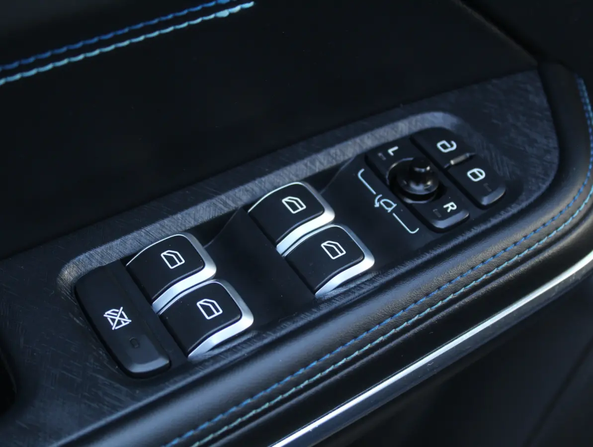 1.5 CARPLAY | CLIMATE | STOELVERW | 360CAMERA | PANODAK | WIFI | LED | DAB | NAVI | ELECSTOEL+MEM | ELECAKLEP | ADAPCRUISE
