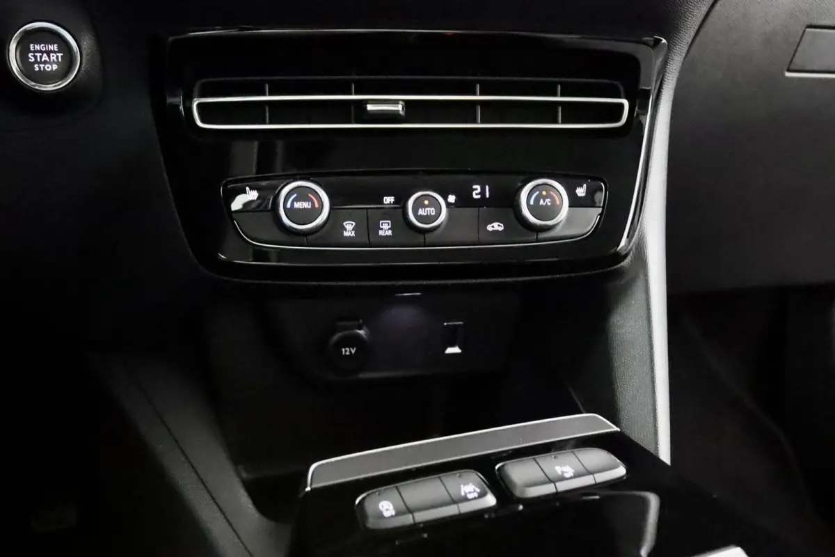 1.2 Turbo AUTOMAAT zwart