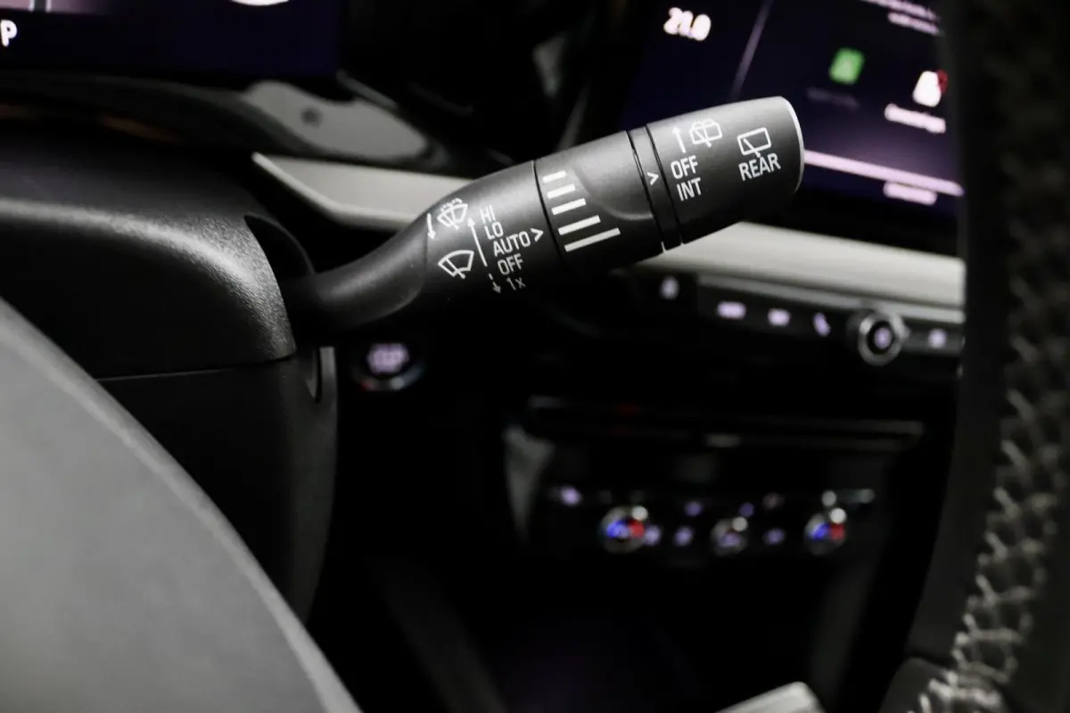1.2 Turbo AUTOMAAT zwart