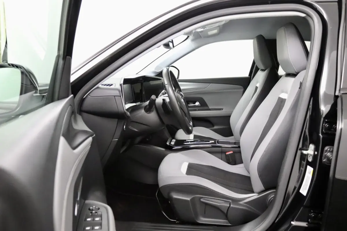 1.2 Turbo AUTOMAAT zwart
