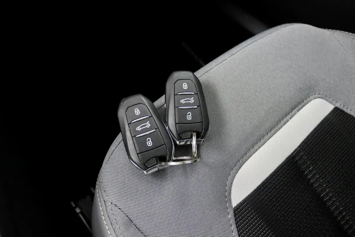 1.2 Turbo AUTOMAAT zwart