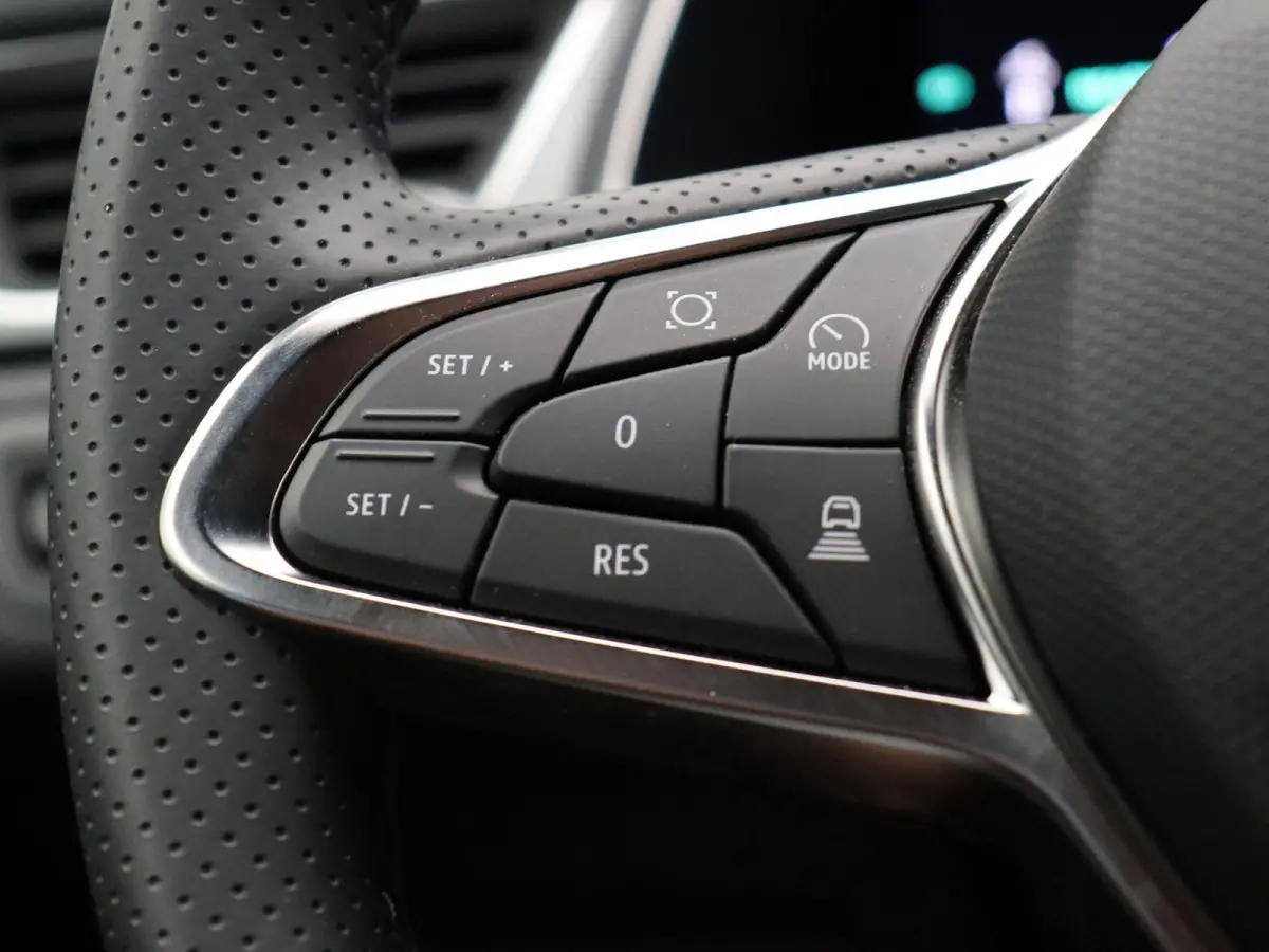 1.8 E-Tech full hybrid 160 techno | Achteruitrijcamera | Adaptieve cruise control | Digitale Cockpit | Navigatie |