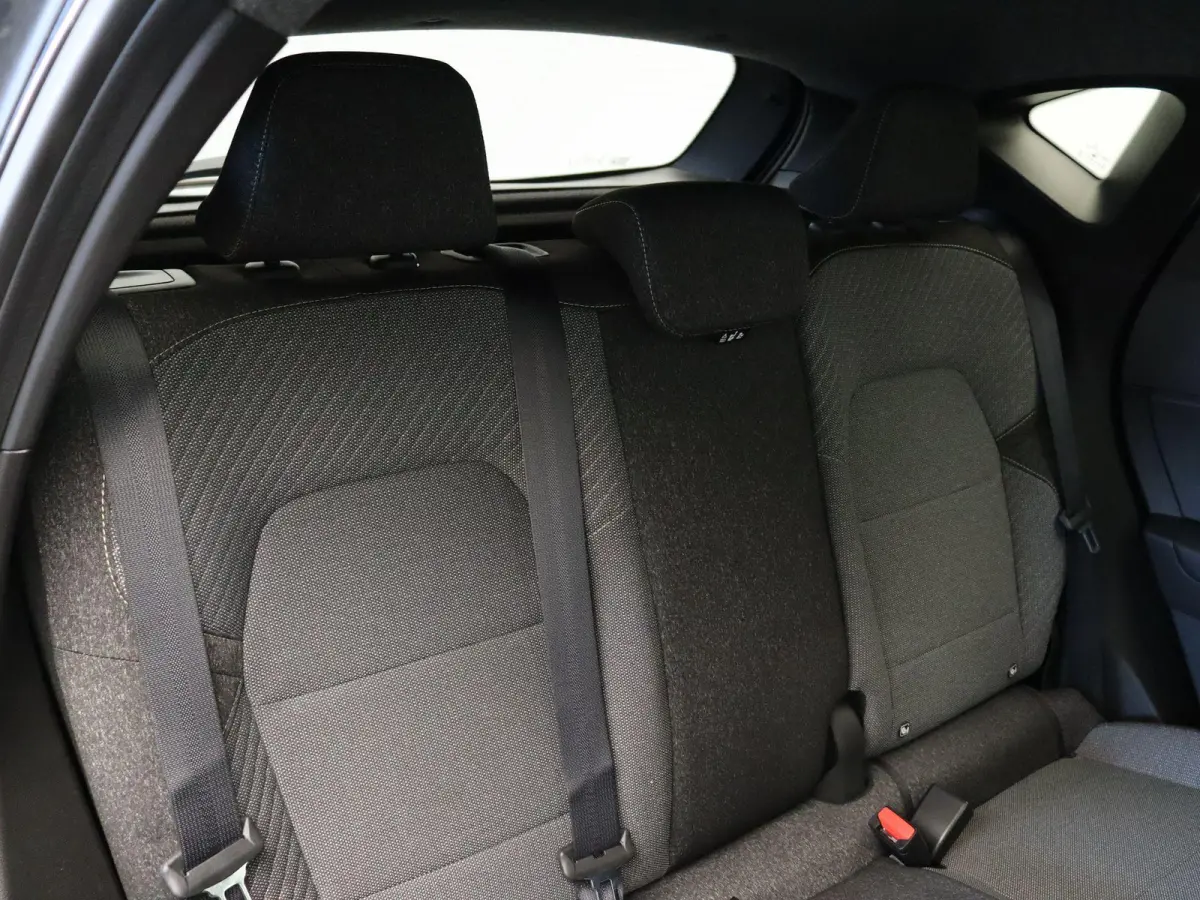 1.8 E-Tech full hybrid 160 techno | Achteruitrijcamera | Adaptieve cruise control | Digitale Cockpit | Navigatie |