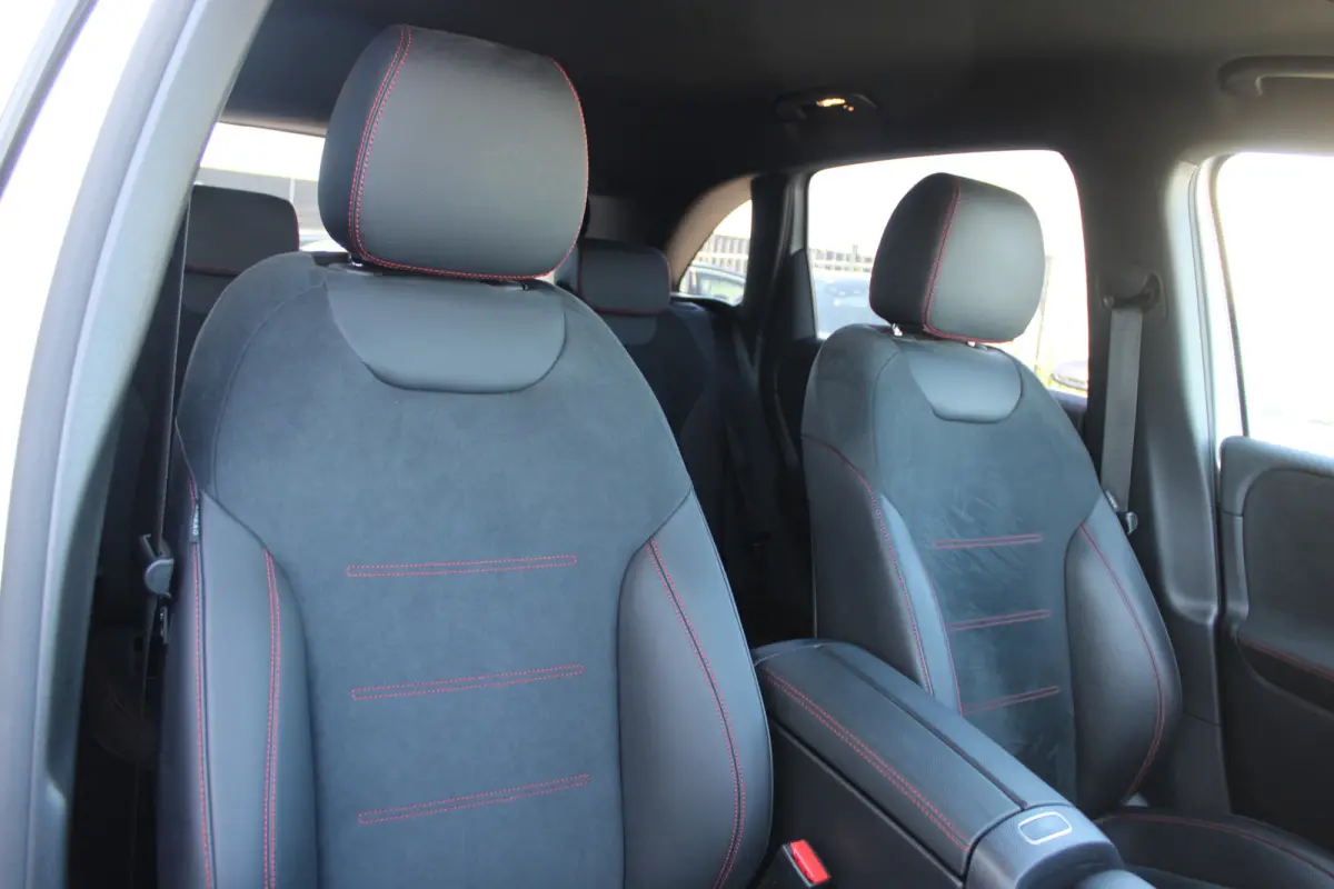 180 AUT7 AMG LINE SFEER KEY-LESS GO CARPLAY <<43.554KM>>