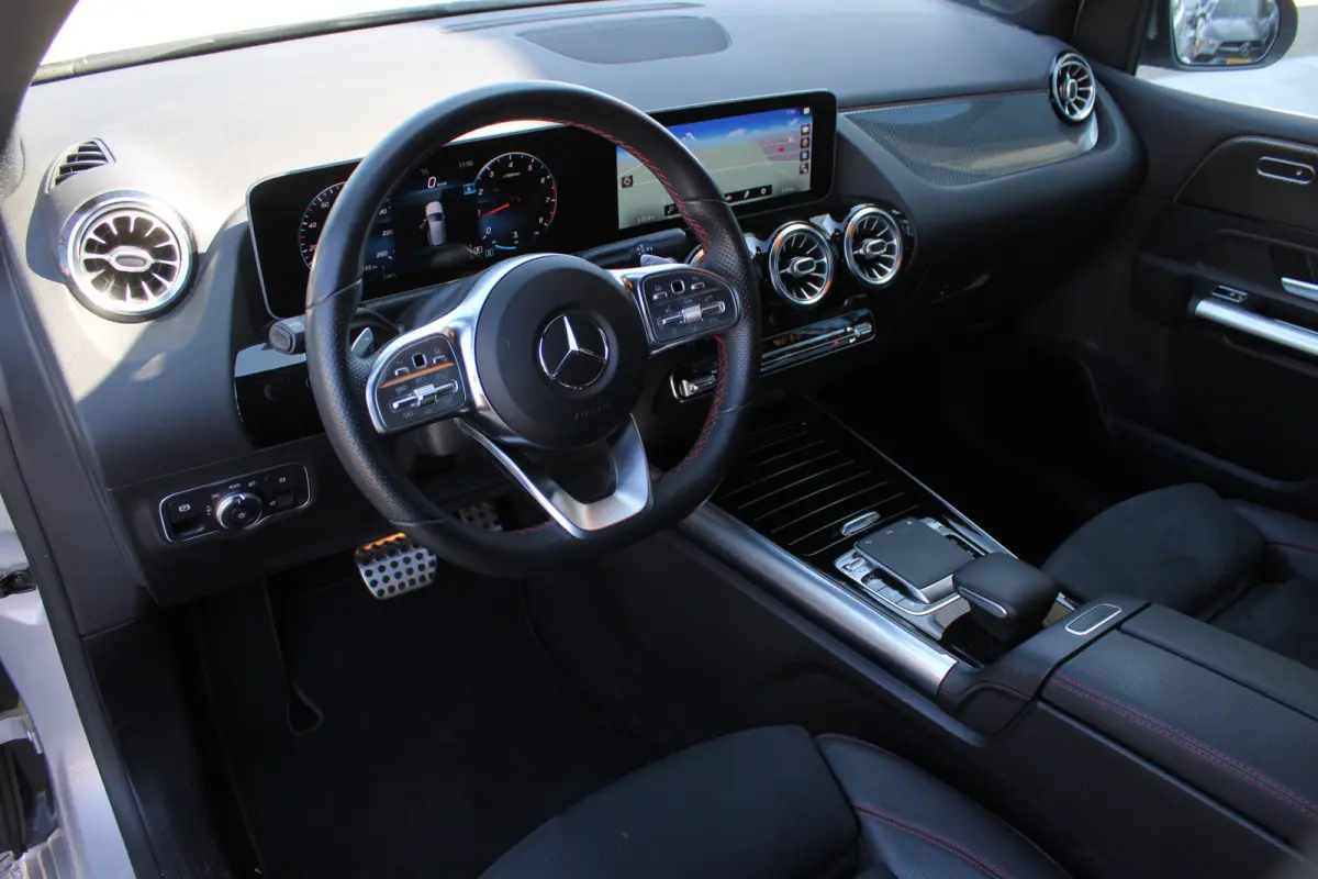180 AUT7 AMG LINE SFEER KEY-LESS GO CARPLAY <<43.554KM>>