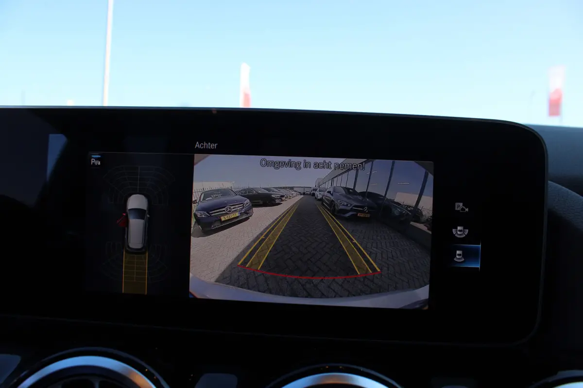 180 AUT7 AMG LINE SFEER KEY-LESS GO CARPLAY <<43.554KM>>