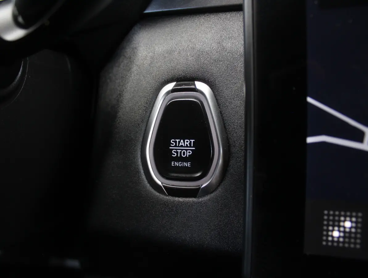 1.5 CARPLAY | CLIMATE | STOELVERW | 360CAMERA | PANODAK | WIFI | LED | DAB | NAVI | ELECSTOEL+MEM | ELECAKLEP | ADAPCRUISE
