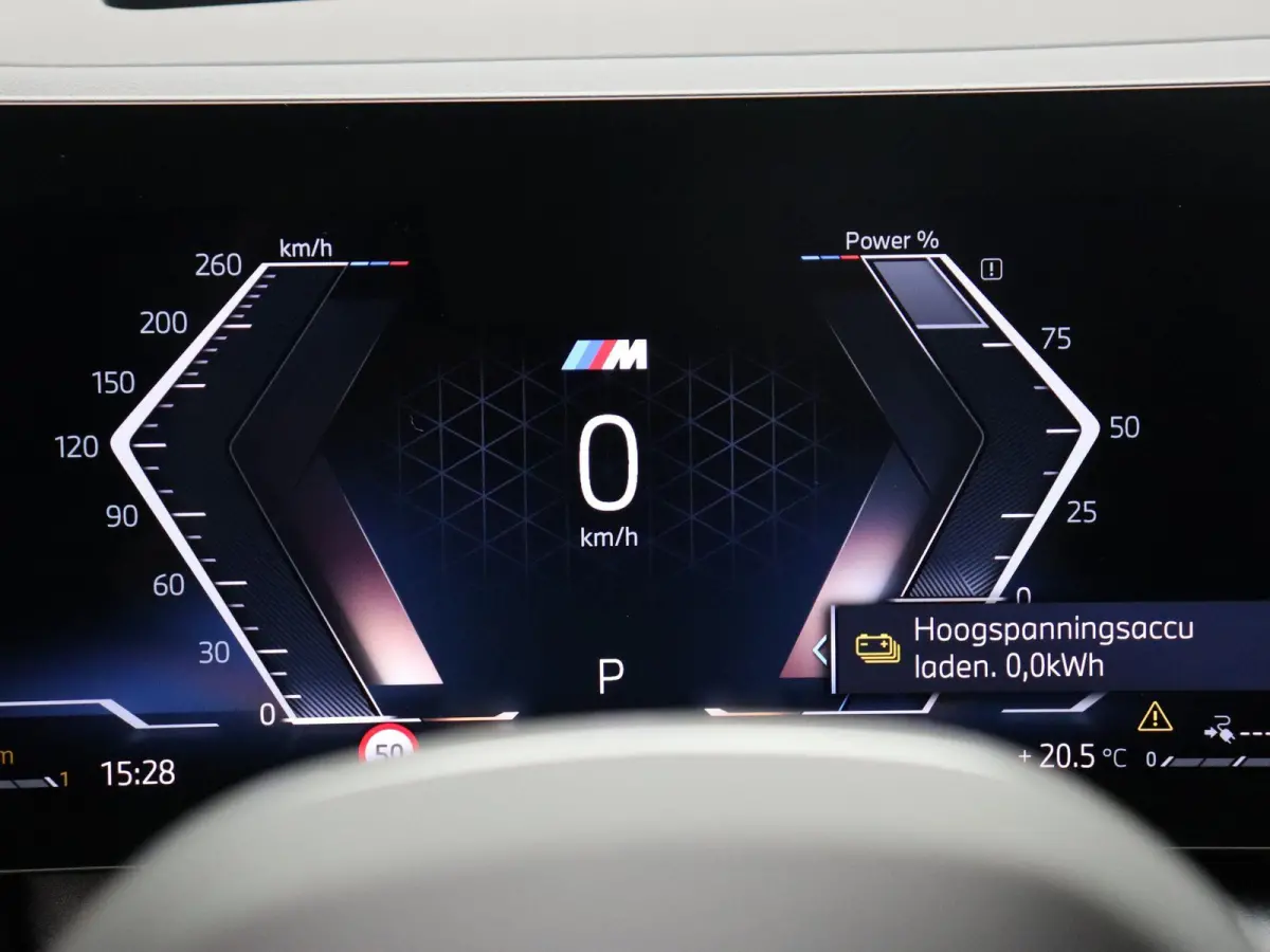 M Sport Edition | M Sportpakket Pro | Innovation Pack | Travel Pack | Comfort Pack | Panoramadak