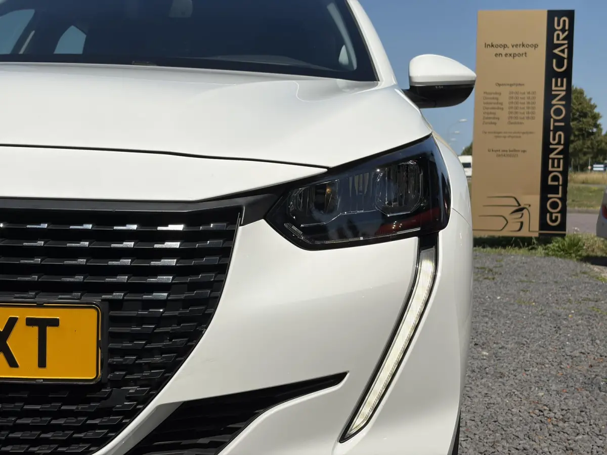 1.2 PureTech Blue Lease Active 2e Eigenaar,D-riem vv in 11-2025,Camera,Navi,Carplay,75pk,Clima,Cruise,Rijstrooksensor,Pdc,Lm velgen,N.A.P,Apk tot 11-2027