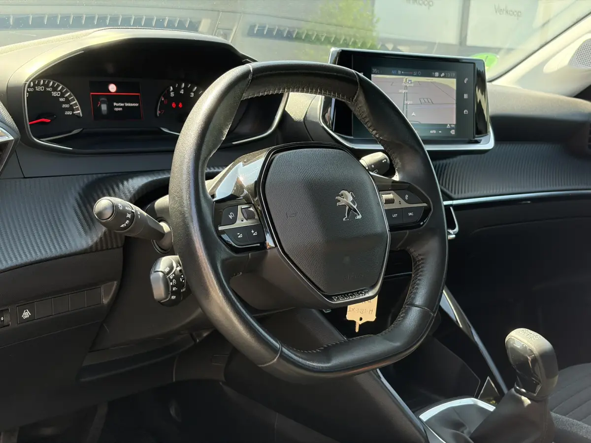 1.2 PureTech Blue Lease Active 2e Eigenaar,D-riem vv in 11-2025,Camera,Navi,Carplay,75pk,Clima,Cruise,Rijstrooksensor,Pdc,Lm velgen,N.A.P,Apk tot 11-2027