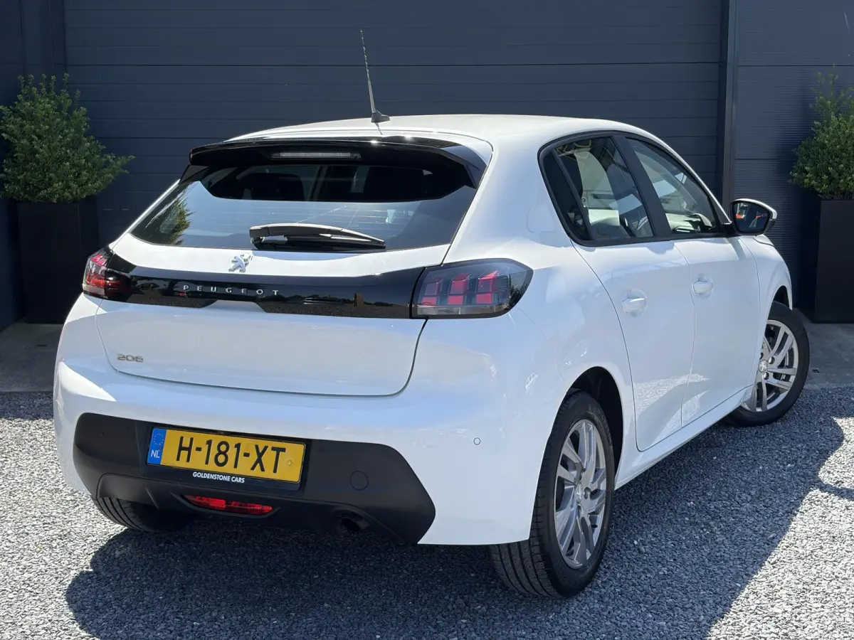 1.2 PureTech Blue Lease Active 2e Eigenaar,D-riem vv in 11-2025,Camera,Navi,Carplay,75pk,Clima,Cruise,Rijstrooksensor,Pdc,Lm velgen,N.A.P,Apk tot 11-2027