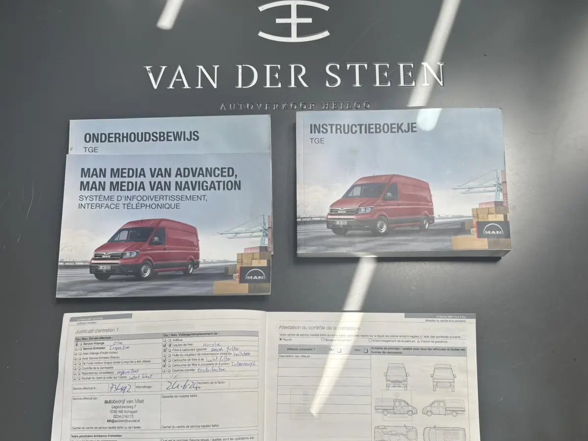 35 2.0 Standaard L3H2 4x4 | Geveerde stoelen | Apple Carplay