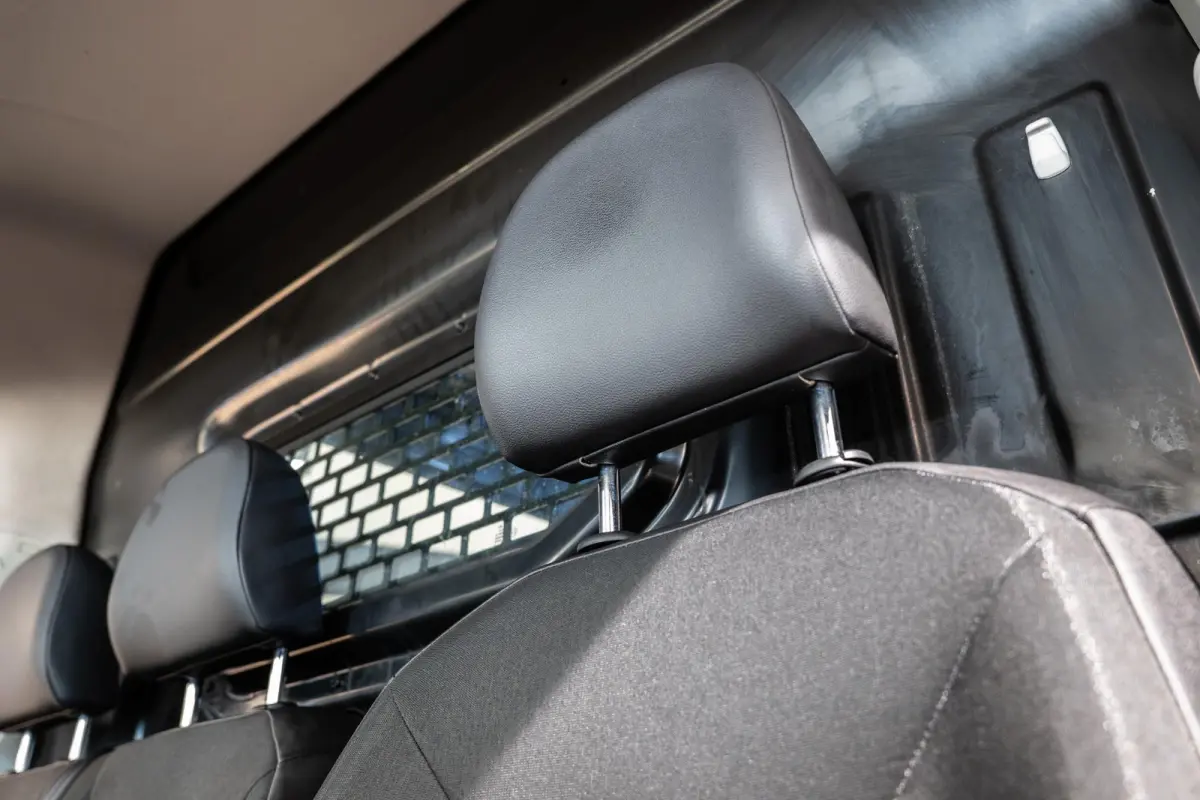 35 2.0 Standaard L3H2 4x4 | Geveerde stoelen | Apple Carplay