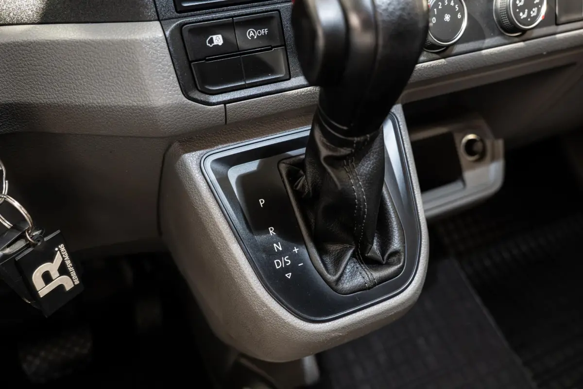35 2.0 Standaard L3H2 4x4 | Geveerde stoelen | Apple Carplay