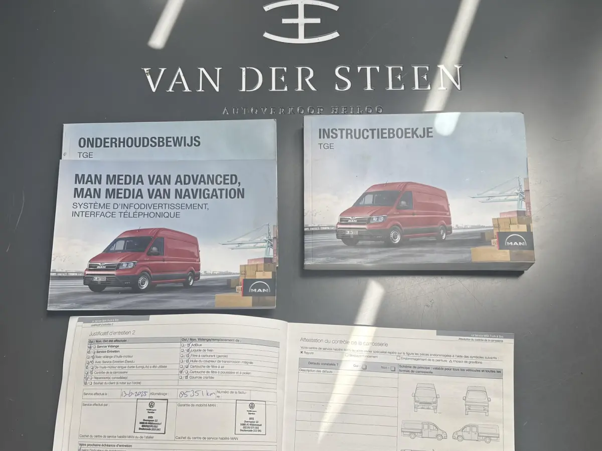 35 2.0 Standaard L3H2 4x4 | Geveerde stoelen | Apple Carplay