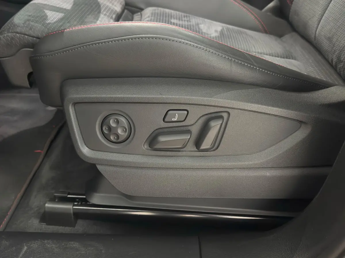 50 TFSI e S edition Competition|PANO|NAP|B&O|MASSAGE STOELEN|