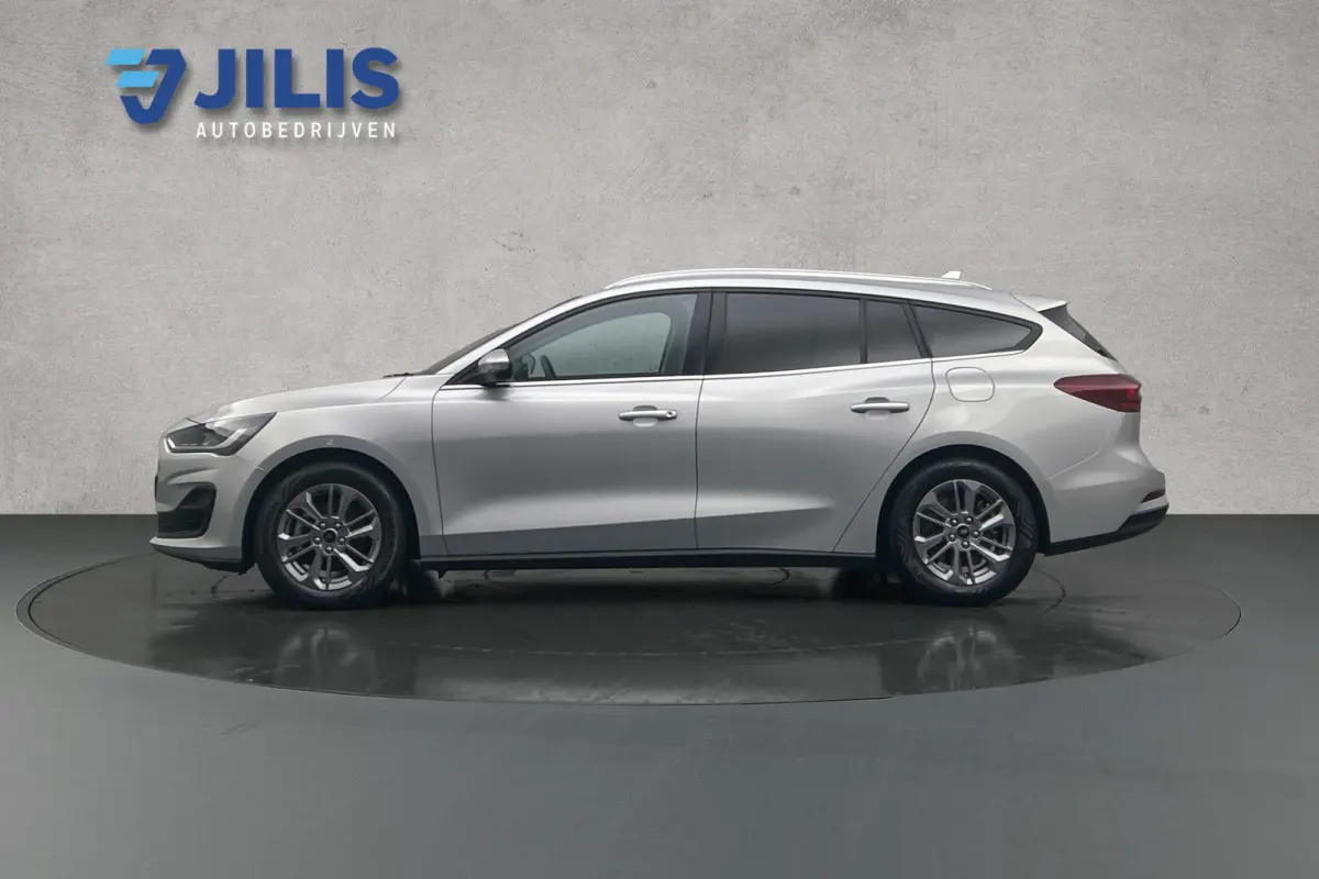 1.0 EcoBoost Hybrid Titanium | Apple Carplay | Cruise control