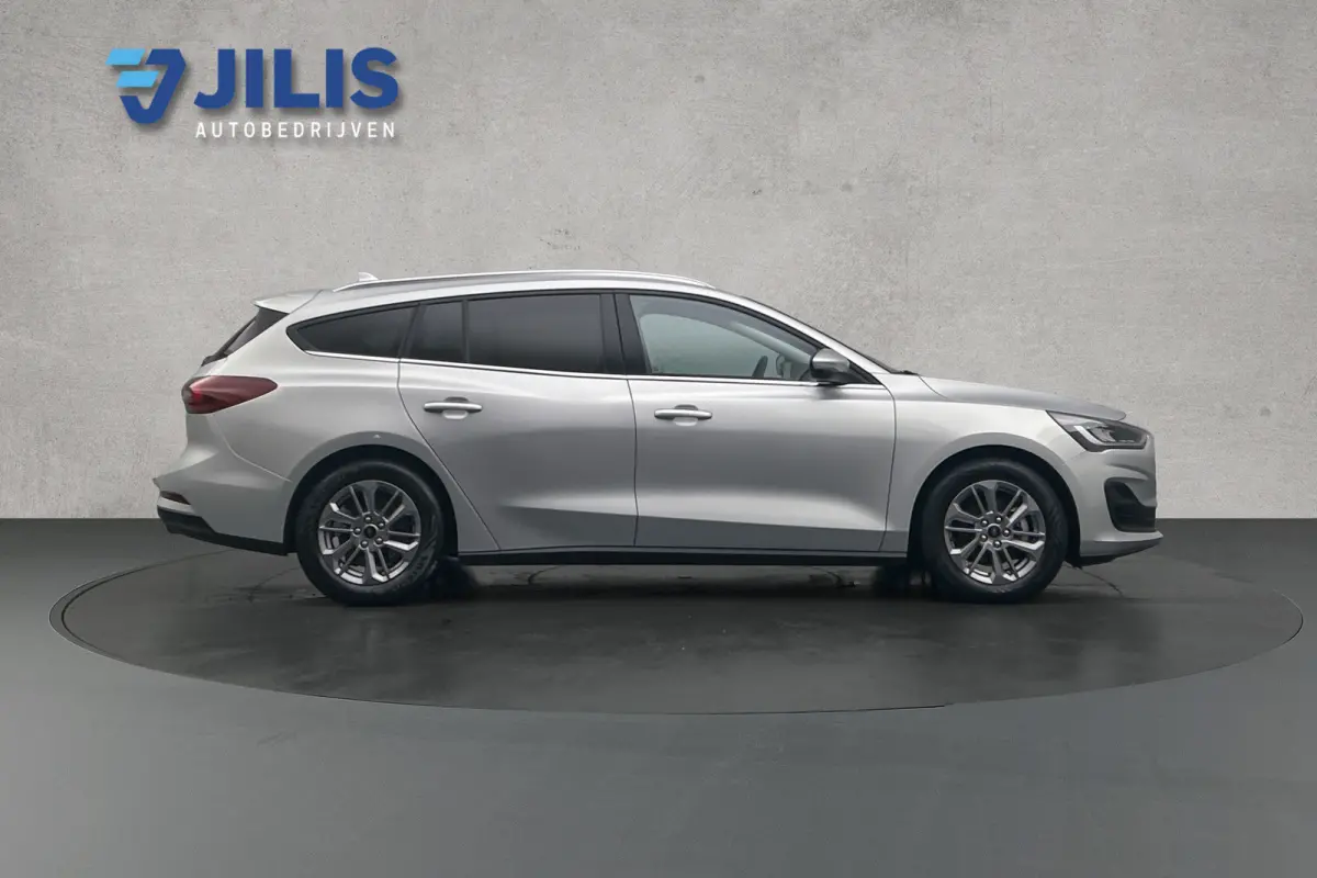 1.0 EcoBoost Hybrid Titanium | Apple Carplay | Cruise control