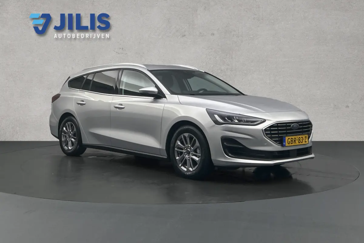 1.0 EcoBoost Hybrid Titanium | Apple Carplay | Cruise control