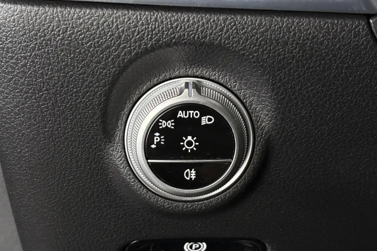 300 e AMG Line Night Pano Sfeerverlichting Stoelverwarming